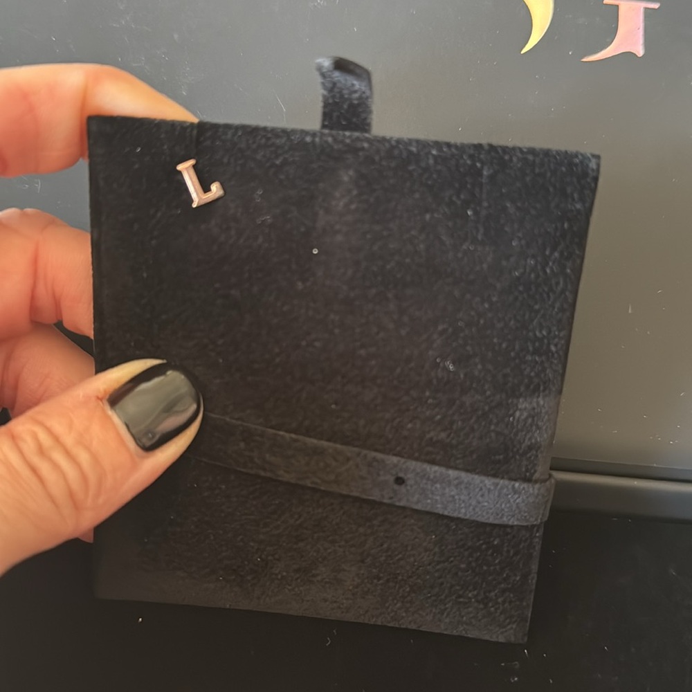 Stephanie Gottlieb ‘L’ Initial Stud Earring